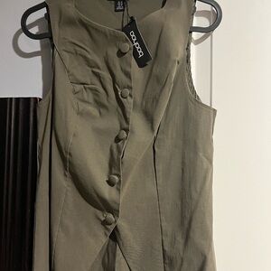 Boohoo Vest new w tags